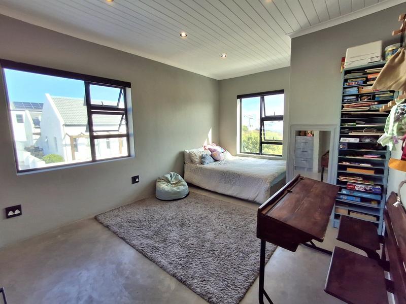 4 Bedroom Property for Sale in Shelley Point Western Cape